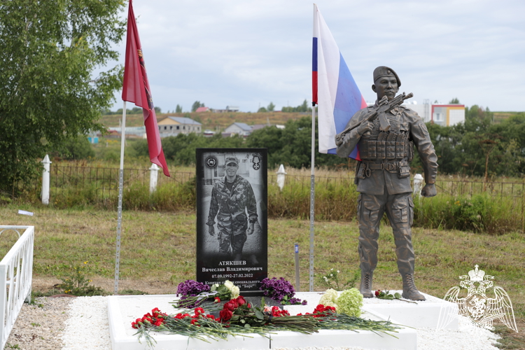 «БЫТЬ ВОИНОМ — ЖИТЬ ВЕЧНО»