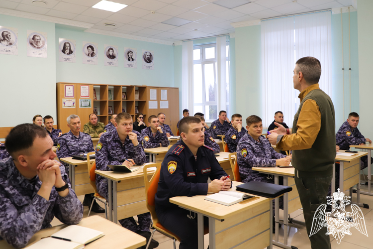 КУРСЫ ПОВЫШЕНИЯ КВАЛИФИКАЦИИ ДЛЯ РАБОТНИКОВ ОТДЕЛА ВОСПИТАТЕЛЬНОЙ РАБОТЫ