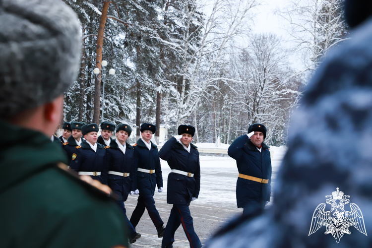 В РИТМЕ СТРОЕВОГО ШАГА