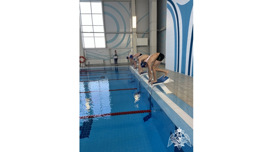 ЗАПЛЫВ ПО-КАДЕТСКИ