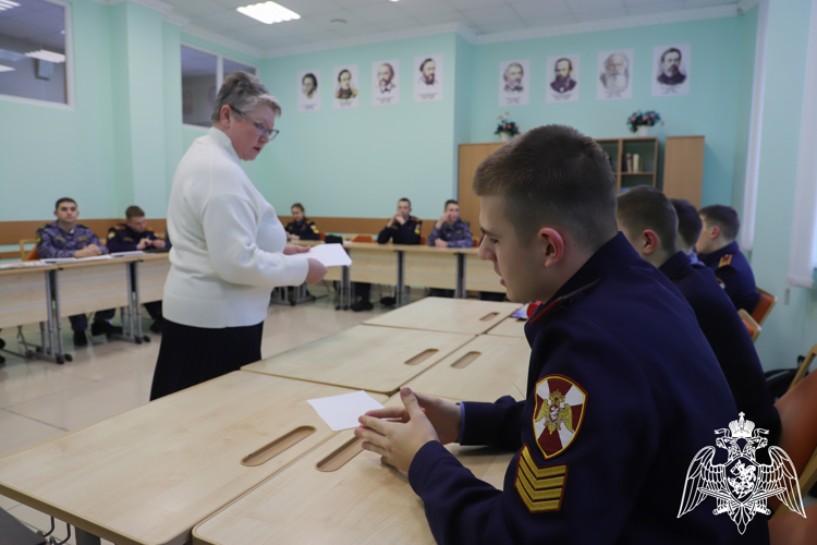 О СЕБЕ И СВОЕЙ РОДИНЕ
