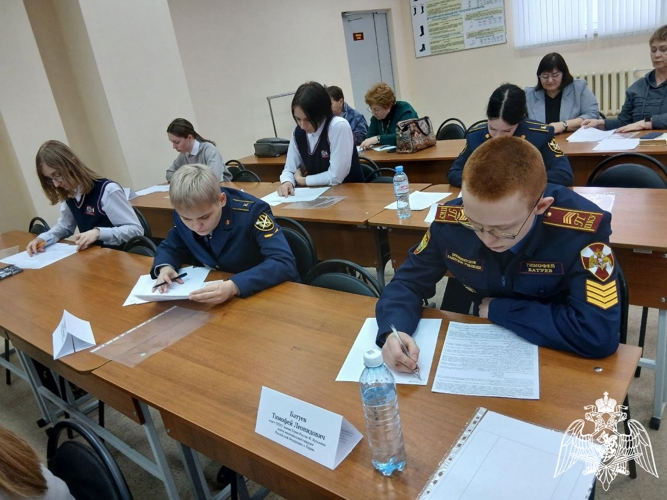 В СОТРУДНИЧЕСТВЕ С ПЕРМСКИМ ВОЕННЫМ ИНСТИТУТОМ: РЕГИОНАЛЬНАЯ ОЛИМПИАДА ПО БИОЛОГИИ