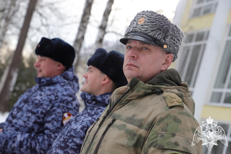 КАДЕТЫ ПОКАЗАЛИ ВЫСШИЙ КЛАСС НА СМОТРЕ СТРОЯ И ПЕСНИ