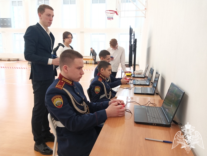 ПЕРВЫЙ В ГОНКЕ