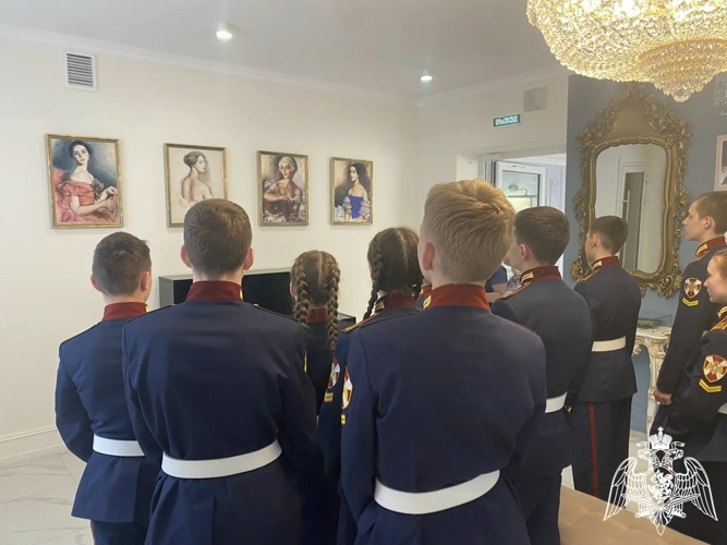 Кадеты окунулись в мир искусства