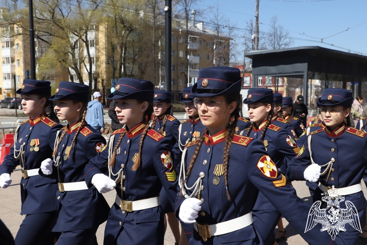 В ЕДИНОМ СТРОЮ — В ПАМЯТЬ О ГЕРОЯХ