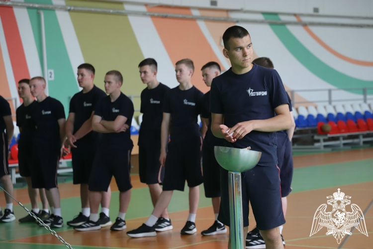 ВЫПУСКНОЙ КУРС КАДЕТ: ИСПЫТАНИЕ НА ПРОЧНОСТЬ И ВОЛЮ