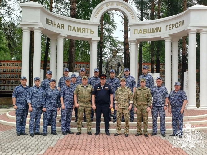 НА СТРАЖЕ БЕЗОПАСНОСТИ