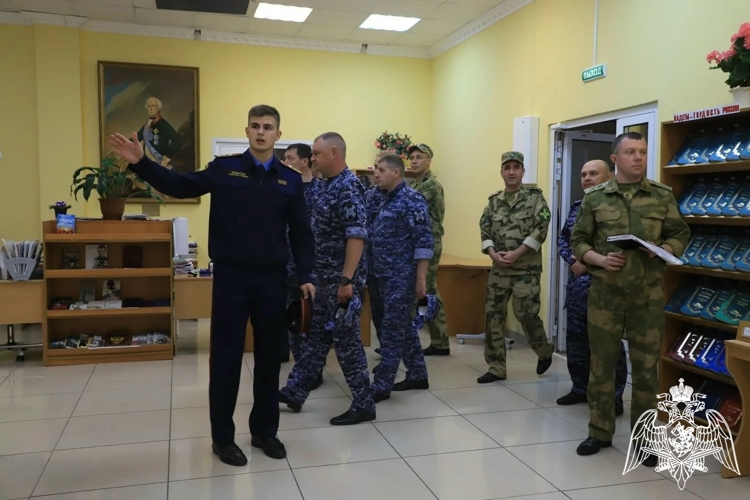 НА СТРАЖЕ БЕЗОПАСНОСТИ